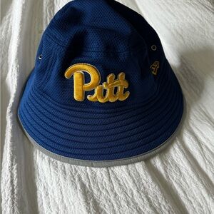 Pitt bucket hat
